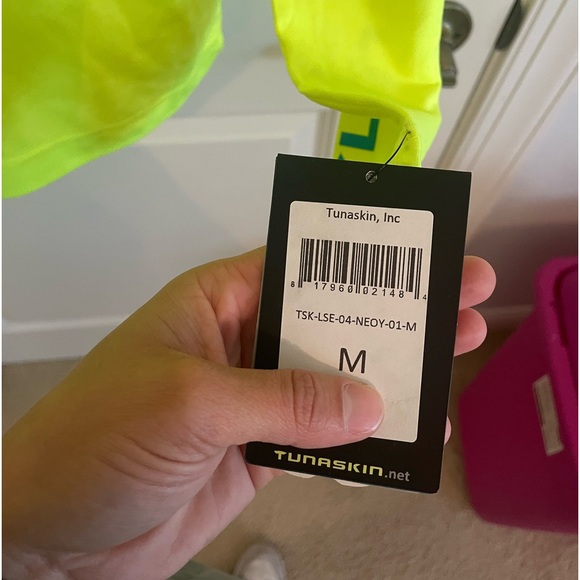 Tuna Skin - Picture 4 of 7